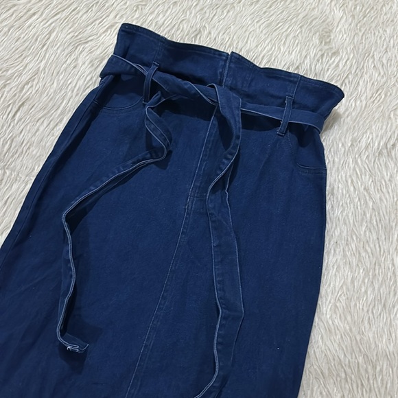 Blue denim stretchy decent conservative skirt size medium - Picture 2 of 8